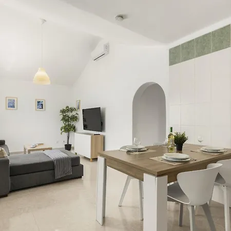 Casa By Escape